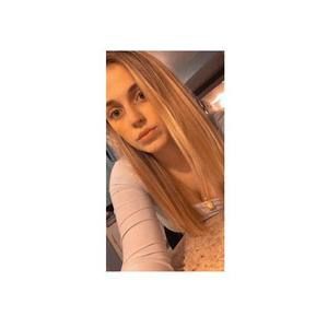 Meet your Posher, Emilie